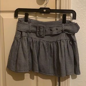 Skirt/skirt with black/ivory pattern